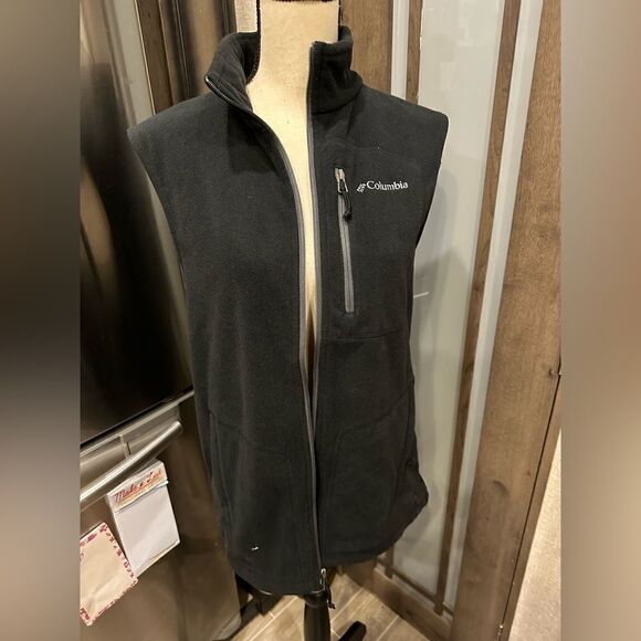 Columbia Fleece Vest - Picture 1 of 5